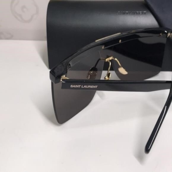 New Authentic Saint Laurent SL 537 Palace 001 – Black & Gold Shield Sunglasses - Picture 4 of 13